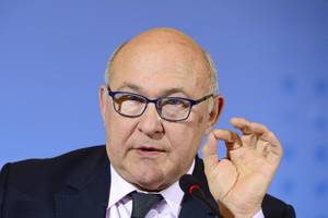 France vows deficit 'well below' EU limits by 2017